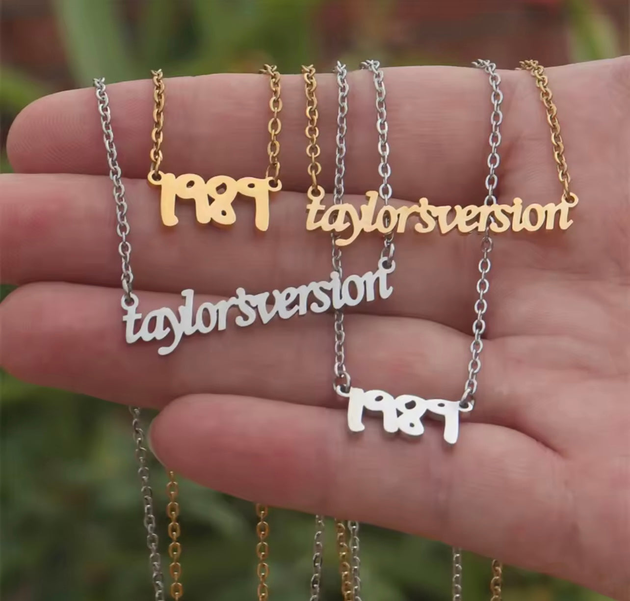 TS Necklace Gold